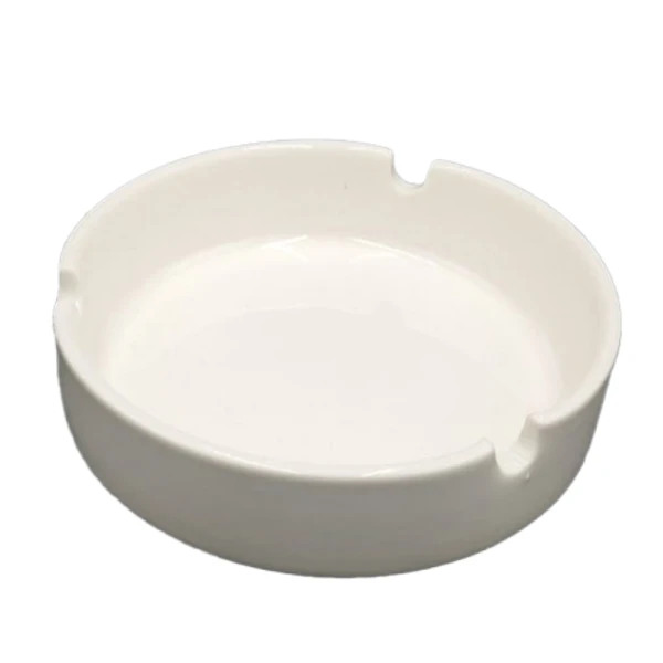 PD582-CENDRIER ROND EN PORCELAINE BLANC D 10 CM